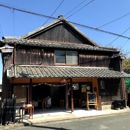 Guesthouse Kojiya 暮らしをつくる宿 旧糀屋 Fukutsu Ngoại thất bức ảnh