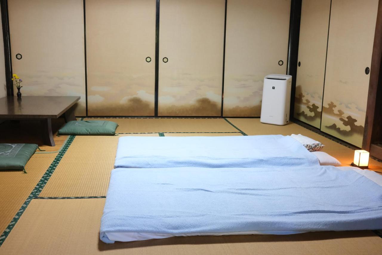 Guesthouse Kojiya 暮らしをつくる宿 旧糀屋 Fukutsu Ngoại thất bức ảnh