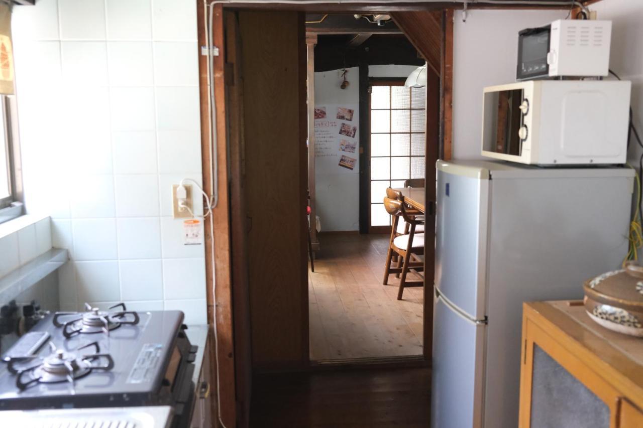 Guesthouse Kojiya 暮らしをつくる宿 旧糀屋 Fukutsu Ngoại thất bức ảnh