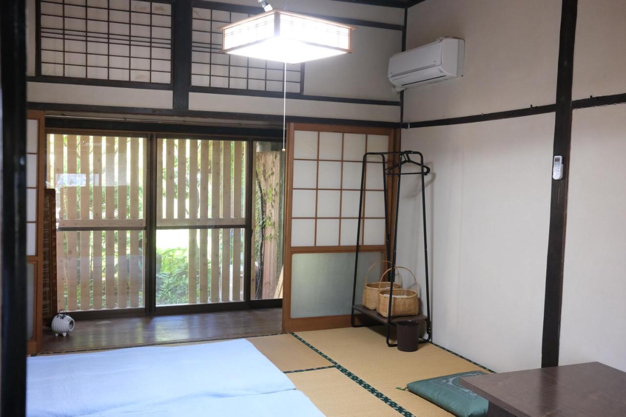 Guesthouse Kojiya 暮らしをつくる宿 旧糀屋 Fukutsu Ngoại thất bức ảnh